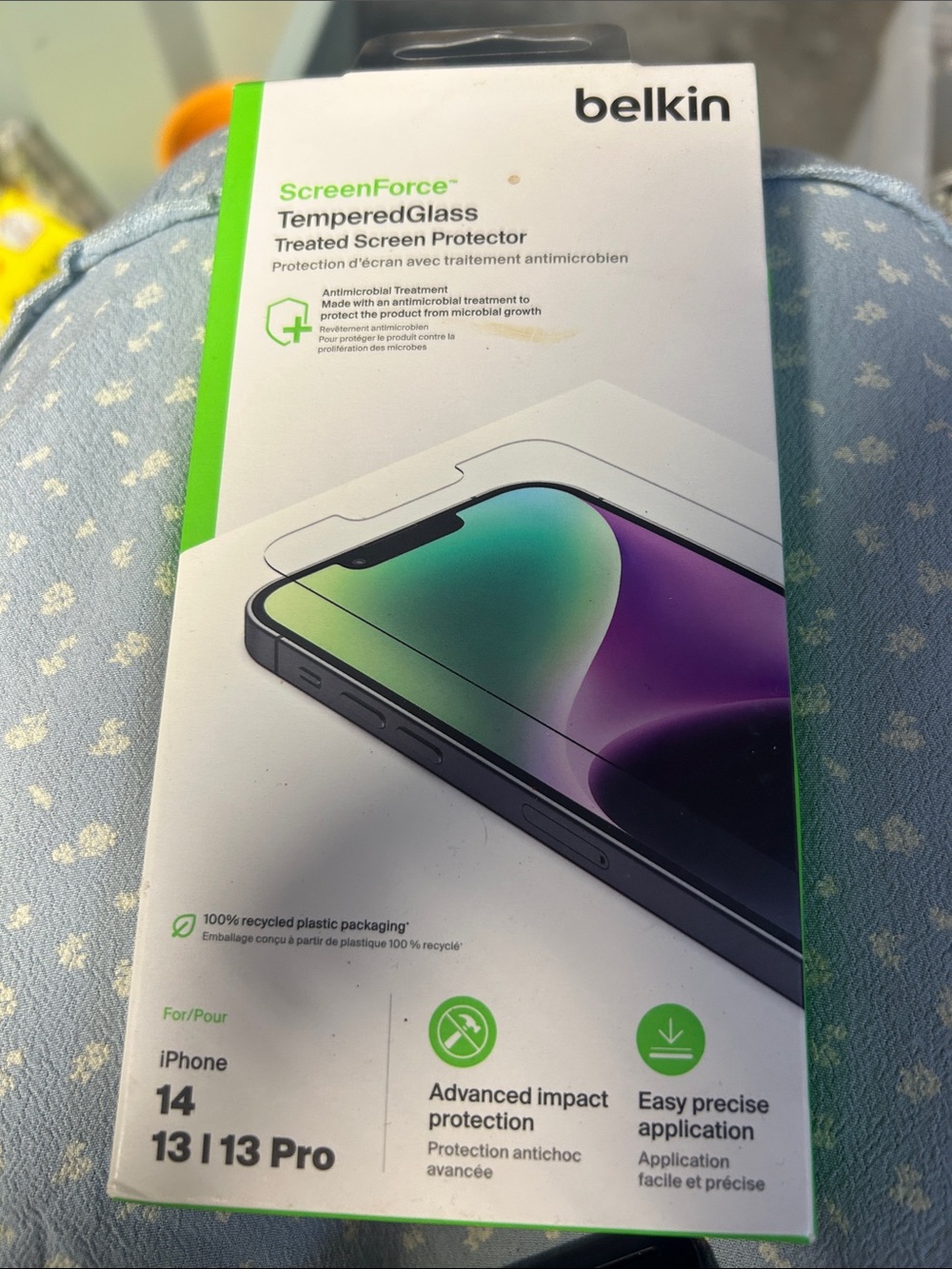 Belkin IPhone 14 13 13 pro screen force tempered glass HG112